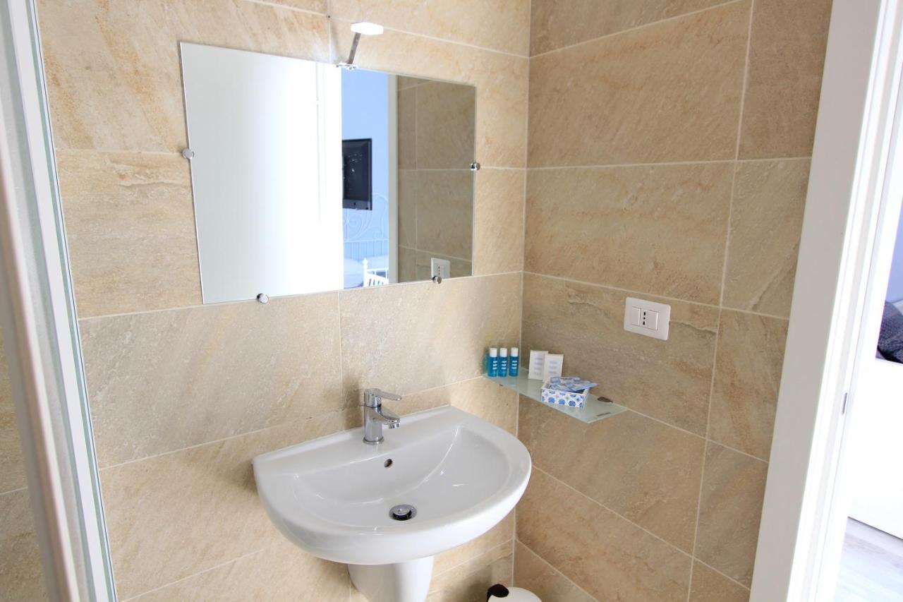 B&B Vitruvio Suites Formia Exteriér fotografie